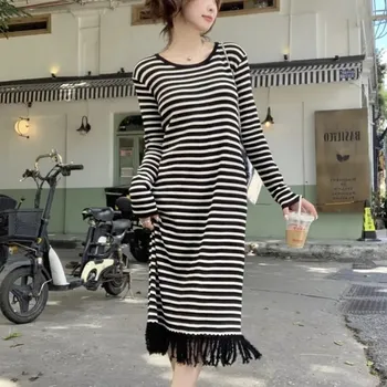sveter kórejský štýl Pruhované Pletených Fringe šaty s Dlhým rukávom dámske voľné bežné jeseň oblečenie zimné 2023 Dlhé čierne šaty